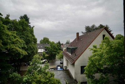 Rechenberg: Ruhige Dachgeschosswohnung direkt am Park – ideal für Singles & Paare
