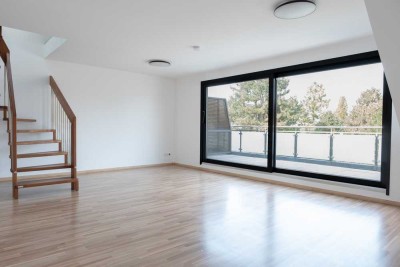 3-Zimmer Maisonette-Wohnung mit Balkon und toller Aussicht auf dem Mörsenbroicher Weg