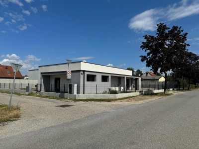 Provisionsfreier exklusiver Bungalow zum sofortigen beziehen zu verkaufen!!