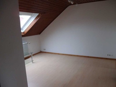 Modernisierte 2-Zimmer Dachgeschosswohnung in Bad Mergentheim-Edelfingen