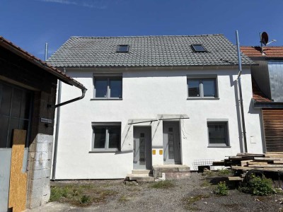 Kernsanierte DHH in 2. Reihe