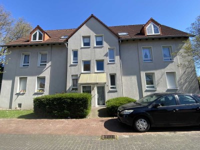 Charmante Dachgeschosswohnung mit 3 Zimmern und großem Balkon