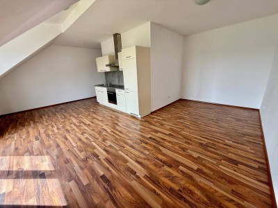 Schöne 2-Zimmer Dachgeschosswohnung in Pottenbrunn zu vermieten!