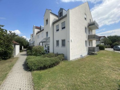 JBI +++ Geheimtipp: Balkon, EBK & auf Wunsch möbliert, grüner Ortsrand + Platz f. Motorrad & Auto!
