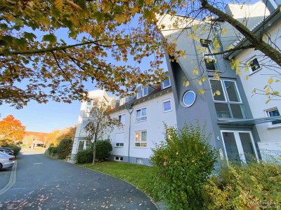 großzügige 3,5-Zimmer-Erdgeschosswohnung
mit Terrasse und Tiefgaragenstellplatz in Herzogenaurach!