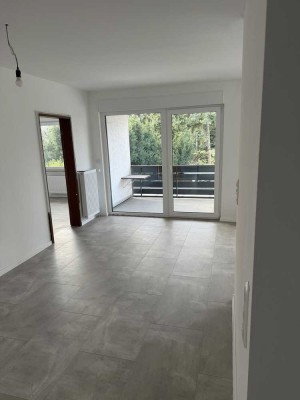 Renovierte 4,5-Zimmer Wohnung im 1. OG in Duisburg Röttgersbach