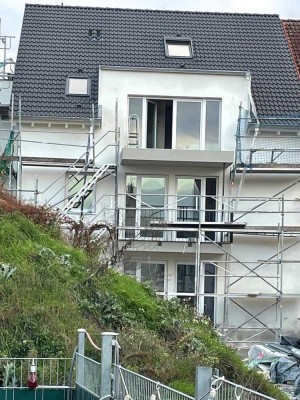 ERSTBEZUG: Neubau 4 ZKBT Gartenwohnung im EG eines 4 FH mit Energieklasse KfW 40