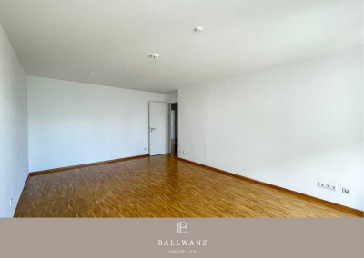 Modernes 3-Zimmer-Penthouse mit Einbauküche und großzügiger Dachterrasse