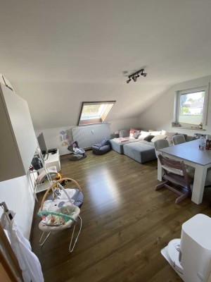 3,5-Zimmer-Wohnung im Dachgeschoss in Pentenried - Einzug am 01.10.2025