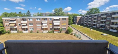 Attraktive 4-Zi Eigentumswohnung mit 2 Balkonen und Tiefgarage in ruhiger Lage von D-Garath!