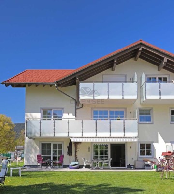Moderne 4-Zimmer Wohnung mit grossem Garten in Inzell (Niessbrauch)