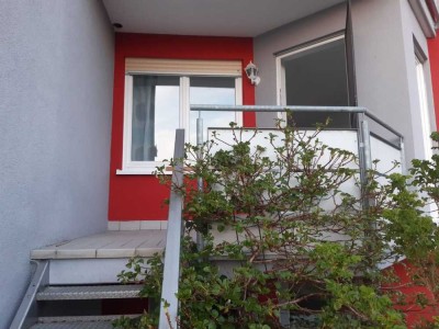 BEZUGSFREI - 2 Zimmer Wohnung in ruhiger Wohnlage mit Stellplatz