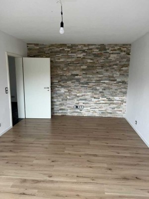 Nutzen Sie die Chance in diese schöne, moderne Wohnung mit Balkon zu ziehen!