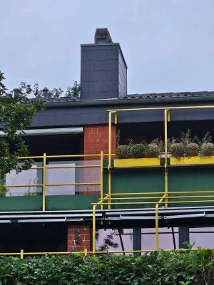 WOHNTRAUM, 4-ZI-MAISONETTE-WOHNG. MIT GEHOBENEM AMBIENTE,  KAMIN, TERRASSE U GARAGE IN MOLFSEE