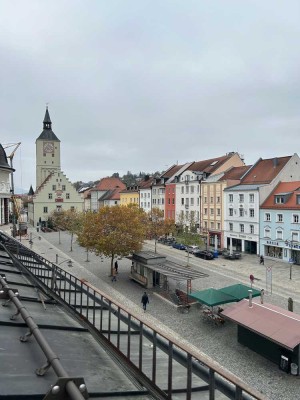 Schöne 2-Zimmer-DG-Wohnung am Luitpoldplatz in Deggendorf