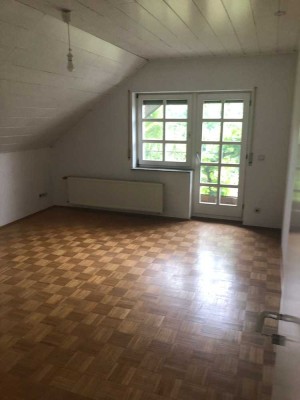 Zeitmiete 6 Monate!!! Geräumige 2-Zimmer-Wohnung zur Miete in Unkel, 700Warmmiete