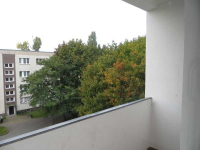 Für die kleine Familie * Balkonwohnung im 3.OG
