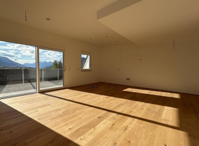 Neubau: 4 Zi Dachgeschosswohnung