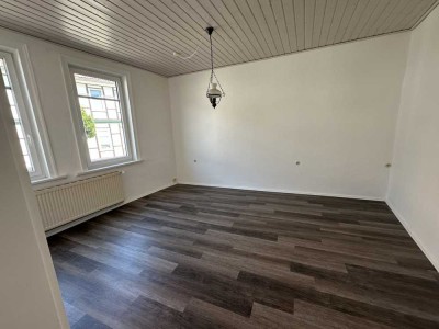 Sanierte 3-Zimmer Wohnung mit neuem Badezimmer