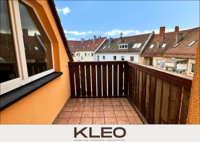 95 m² schöne Maisonette-Wohnung mit Sonnenbalkon, TG-Stellplatz und Aufzug – Wohntraum in Nürnberg!