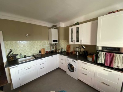 2 Zi. Wohnung mit großem Balkon Balkon in Darmstadt-Bessungen