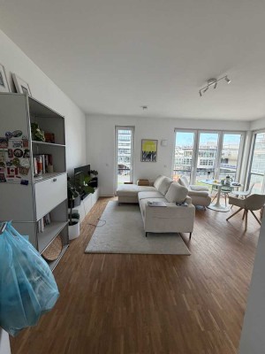 (befristet 1 bis 3 Monate – all Inklusive) Sehr helle 2,5-Zimmer Neubau-Wohnung in Hamburg-Mundsburg