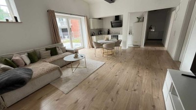 Wunderschöne 3 Zi. Wohnung, Kernsaniert, Gewölbedecke, Hofanlage