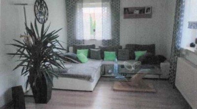 2-Zimmer Wohnung mit Einbauküche und Balkon