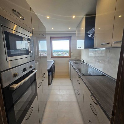 Schöne 2 ZKB-Wohnung mit Blick