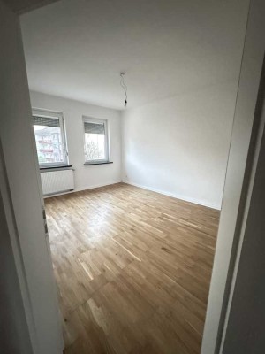 Helle 3-Zimmer-Wohnung mit modernem Bad & Kaminanschluss – frisch renoviert