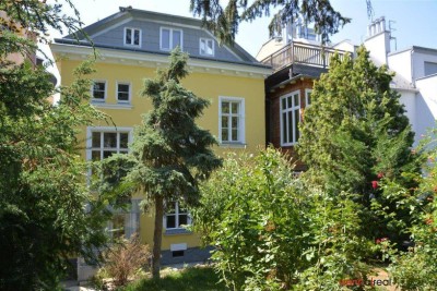 Schöne 4,5 Zimmer Altbau-Villenetage mit Wintergarten, Gartennutzung und kleinem KFZ-Stellplatz