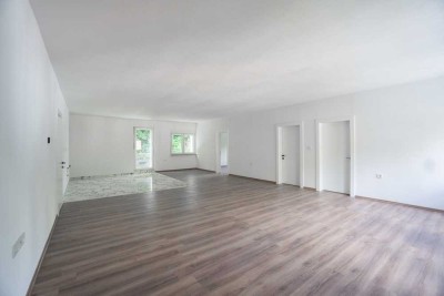 Frisch sanierte 4-Zimmerwohnung – Bezugsfrei und ideal für Familien