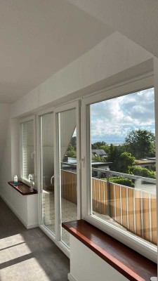 Zauberhafte 3-Raum-Dachgeschosswohnung mit Ostseefernblick
