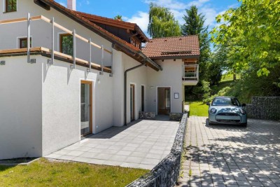 Provisionsfrei: kernsanierte 2-ZKB-Wohnung mit Terrasse nahe Altusried
