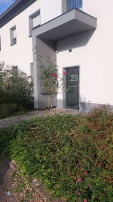 Nette Nachbar´n für 3,5-Zi.-Maisonette mit Garten gesucht
