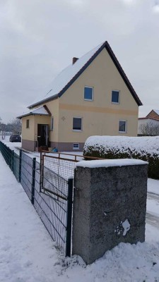 Attraktive, helle 4-Zimmer-Maisonette-Wohnung mit Terrasse in Schlieben