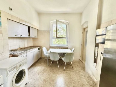 Charmante Wohnung im 1. OG , lichtdurchflutet, 2,5-Zimmer-Wohnung, Loggia, Berlin-Tempelhof