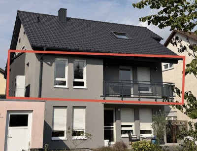 Helle 2-Zimmer-Wohnung mit 2 Balkonen im sanierten 3-FH