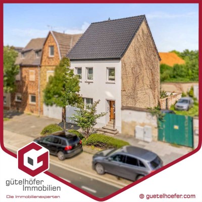 Mitten in der City! Gemütliches Reihenendhaus mit Garten und ausbaufähigem Dachgeschoss in Rheinbach