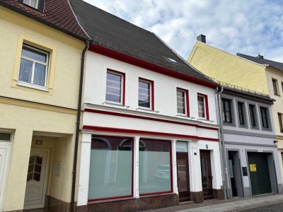 Wohnerlebnis in zentraler und ruhiger Wohnlage in Döbeln !!
