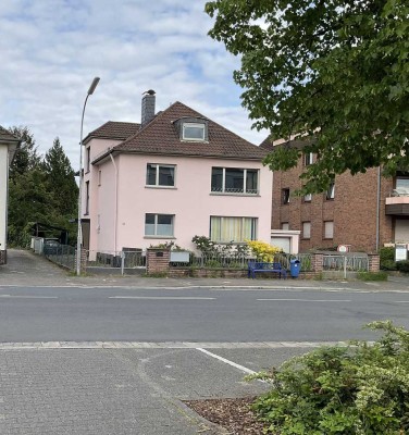 Von privat: Mehrfamilienhaus mit zahlreichen Möglichkeiten in sehr guter Lage