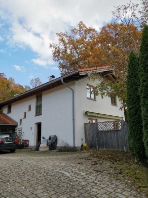 Helles Einfamilienhaus mit Garten und Doppelgarage in Miesbach
