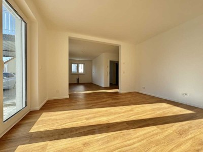 +++ Neubau: 3-Zimmer-Wohnung mit großem Garten +++