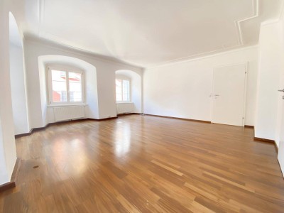 Wohnen mit besonderem Flair: Zentrale 3,5-Zimmerwohnung in der Feldkircher Stadt zu vermieten!