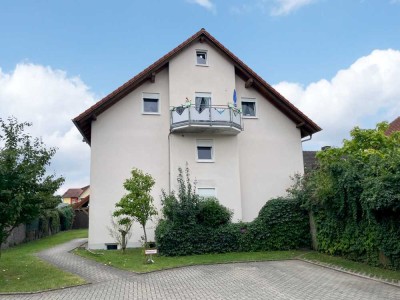 Vermietete 3-Zimmer-Eigentumswohnung mit Balkon in Rattelsdorf