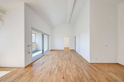Dachgeschosswohnung mit traumhafter Deckenhöhe