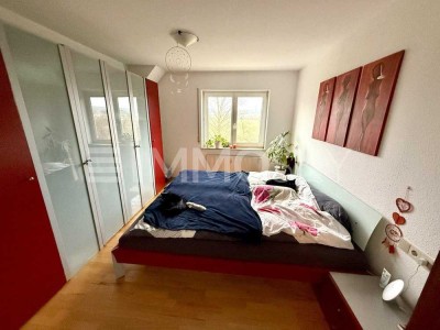 Maisonette-Wohnung mit EBK, Balkon, Stellplatz und Garage