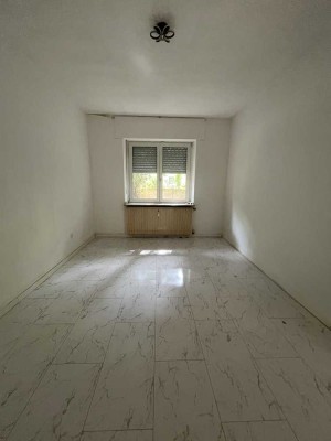 Erdgeschoss - 3-Zimmer Wohnung - Altstadt-Süd