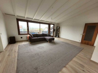 Großzügige 3,5-Zimmer-Dachgeschoss-Wohnung & Dachterrasse