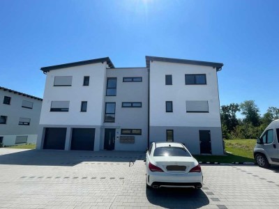 Moderne 2-Zimmer-Neubauwohnung mit Balkon und Stellplatz
